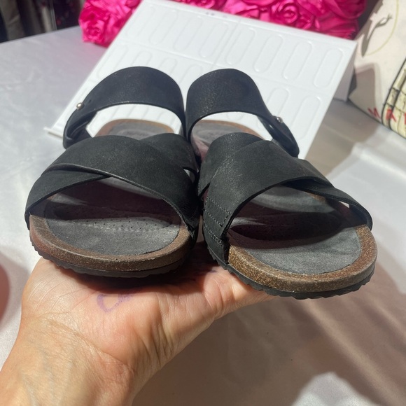 Teva Women's MAHONIA SLIDE, black size 8 - Picture 6 of 10